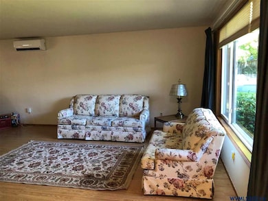 887 NE Fleming Ave unit B1, Gresham, OR 97030 - photo 6