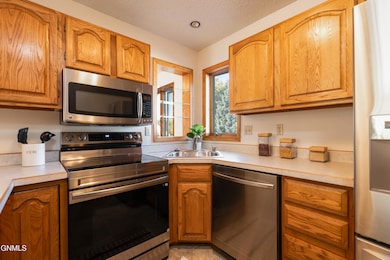 1520 Cimarron Dr, Bismarck, ND 58503 - photo 7