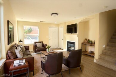 Virtually Staged! All the possibilities in this gr
