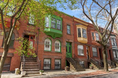 82 Chestnut St, Albany, NY 12210 - photo 5