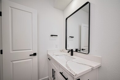 6905 Saint Augustine St, Houston, TX 77021 - photo 6