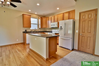 7410 N 89th Ave, Omaha, NE 68122 - photo 3