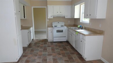 1210 Renee Place, Jacksonville, NC 28546 - photo 5