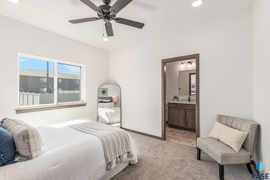 5609 S Spirea Ave, Sioux Falls, SD 57108 - photo 7