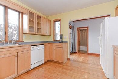 1 Wilbur St, Everett, MA 02149 - photo 6