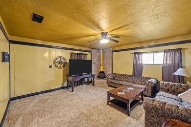 1902 Jacqueline Dr, Denton, TX 76205 - photo 7