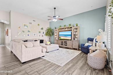7880 Enchanted View Dr, El Paso, TX 79911 - photo 2