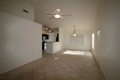 1671 E Flint St unit 3, Chandler, AZ 85225 - photo 2