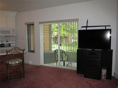 Yes, it's new too! You can see on the patio there'