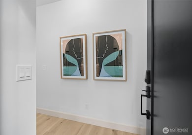 1257 NE 100th St, Seattle, WA 98125 - photo 3