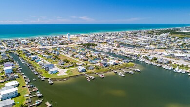 GREAT LOCATION/ EASY WATER ACCESS