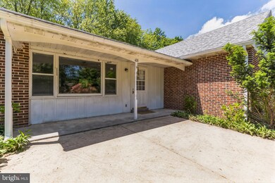 476 Pughtown Rd, Spring City, PA 19475 - photo 2