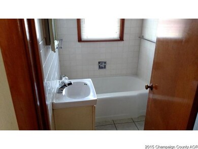 305 N Carico St, Tuscola, IL 61953 - photo 6