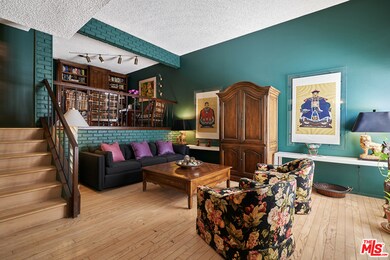 13851 Riverside Dr unit 17, Sherman Oaks, CA 91423 - photo 4