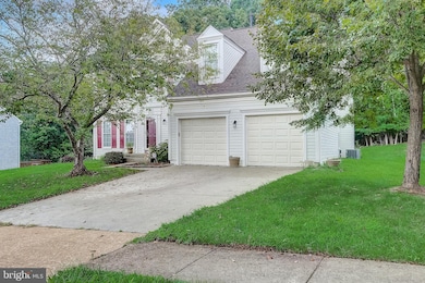 6315 Wood Pointe Dr, Glenn Dale, MD 20769 - photo 3