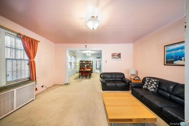 41-71 Gleane St, Elmhurst, NY 11373 - photo 3