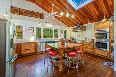 11 Everett Rd, Buzzards Bay, MA 02532 - photo 2