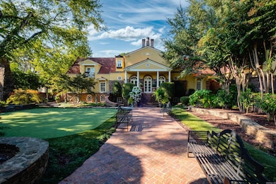 200 Ridgeway Dr, Little Rock, AR 72205 - photo 2