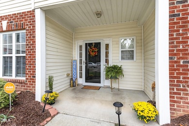 1810 Eagle Beach Ct, Raleigh, NC 27610 - photo 4