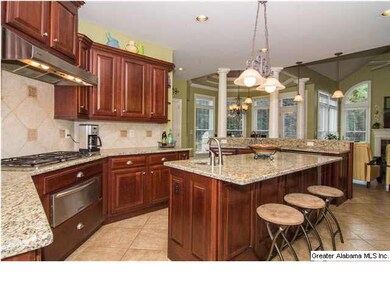 What a kitchen!!  Cooking will be pleasure in this