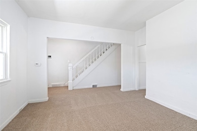 129 Franklin Ave, Vandergrift, PA 15690 - photo 5