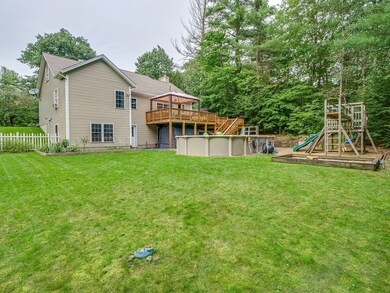8 Chippewa St, Hubbardston, MA 01452 - photo 4