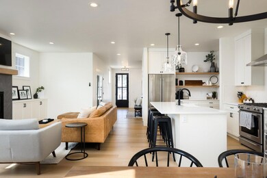 61022 Light Peak Dr, Bend, OR 97702 - photo 5