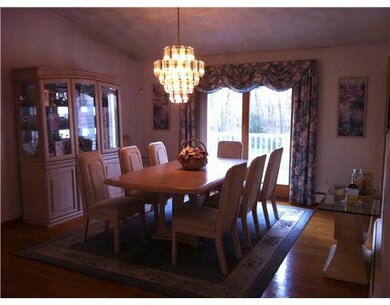 7 Traymore St, Cranston, RI 02920 - photo 6