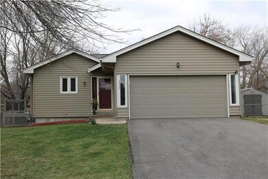 5530 Meadow Sweet Ln, Shawnee, KS 66226 - photo 2