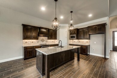 3200 Windcrest Dr, Granbury, TX 76049 - photo 4