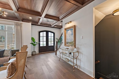 2934 Three Oaks Ln, Cincinnati, OH 45209 - photo 2