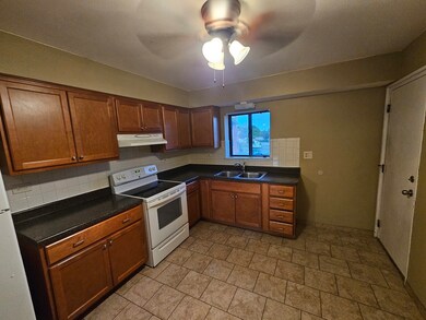 737 Lippert Ln unit 2N, Glendale Heights, IL 60139 - photo 6