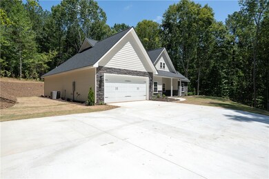 218 W Halfway Branch Rd, Walhalla, SC 29691 - photo 4