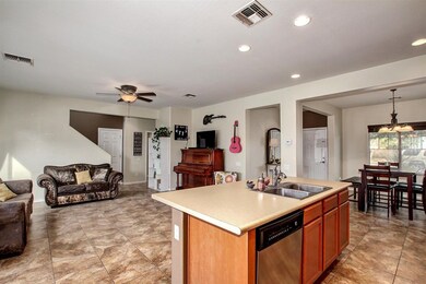 LARGE KITCHEN ISLAND