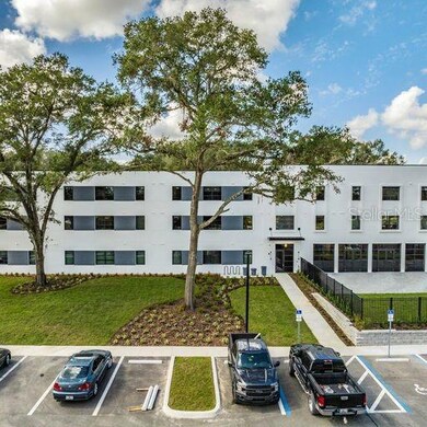 6419 Simons Rd unit 203, Zephyrhills, FL 33541 - photo 4