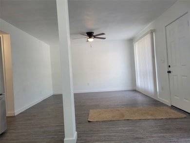 7823 Detroit St unit 3, Houston, TX 77017 - photo 5