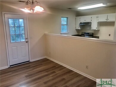 Dining/ Kitchen