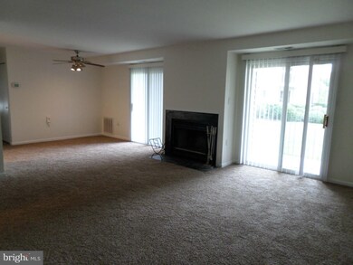 1115 Castle Harbour Way unit 1C, Glen Burnie, MD 21060 - photo 3