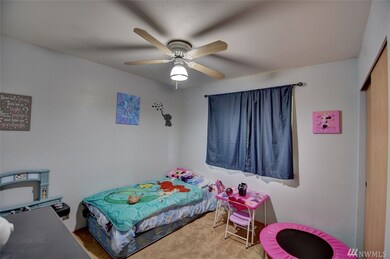 803 Belfair Ave SW, Orting, WA 98360 - photo 6