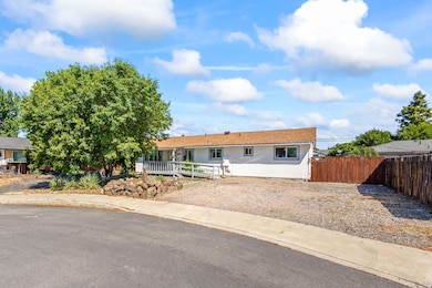 2327 SW Black Butte Ct, Redmond, OR 97756 - photo 3