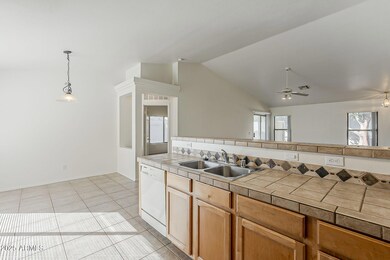 13033 W Evans Dr, El Mirage, AZ 85335 - photo 5