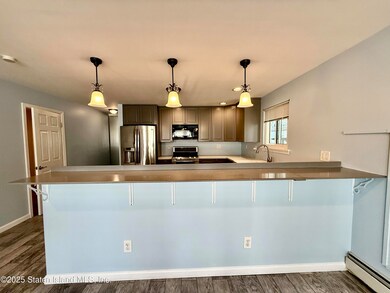 14 Center Place, Staten Island, NY 10306 - photo 5