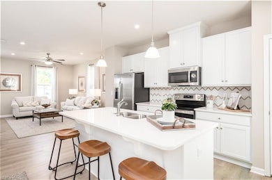 105 Margaret Reid Pkwy, Suffolk, VA 23434 - photo 2