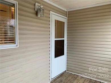 1572 Eagles Place unit L203, Rock Hill, SC 29732 - photo 2