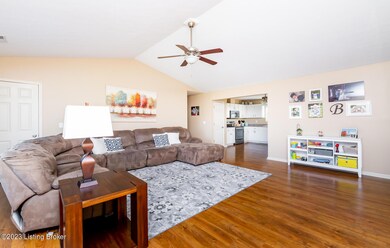 303 Red Oak Ln (21)
