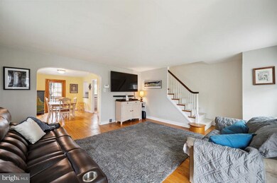 669 Georges Ln, Ardmore, PA 19003 - photo 3