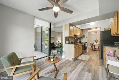 The Brittany unit 206, Arlington, VA 22204 - photo 7