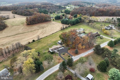 5125 Pine View Dr, Glen Rock, PA 17327 - photo 6