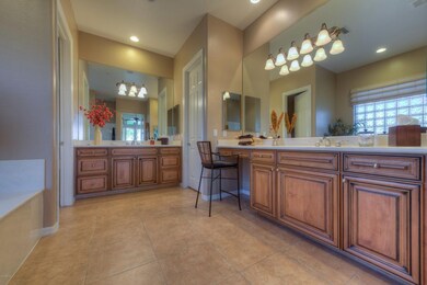 018_Master Bathroom