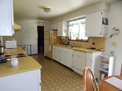 05 Kitchen